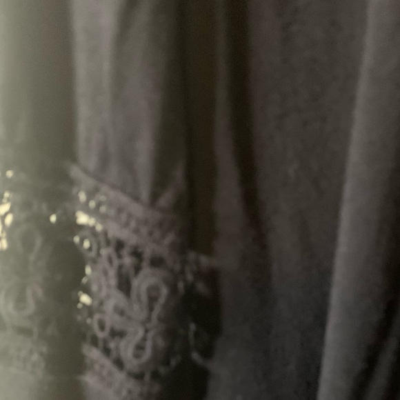 Kontrol Long Sleeve Blouse Lattice Front Embroidered Elbows Size 1X - Picture 3 of 6